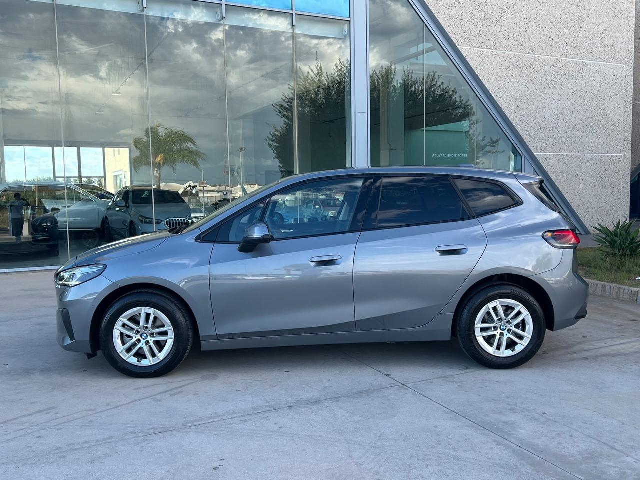 BMW 218d Active Tourer auto - possibilità noleggio no scoring