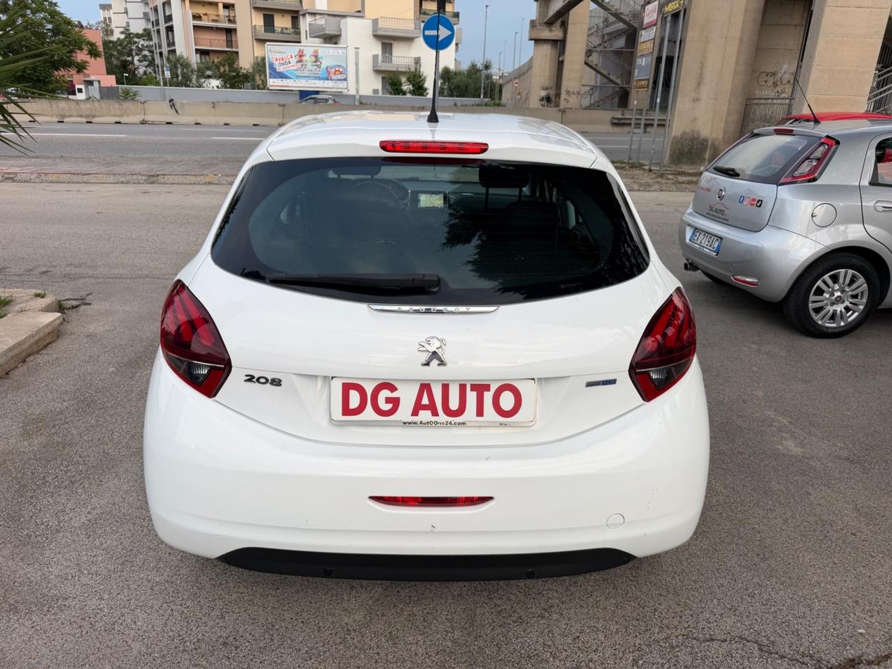 Peugeot 208 BlueHDi 1.6 Diesel 75 cv 2016