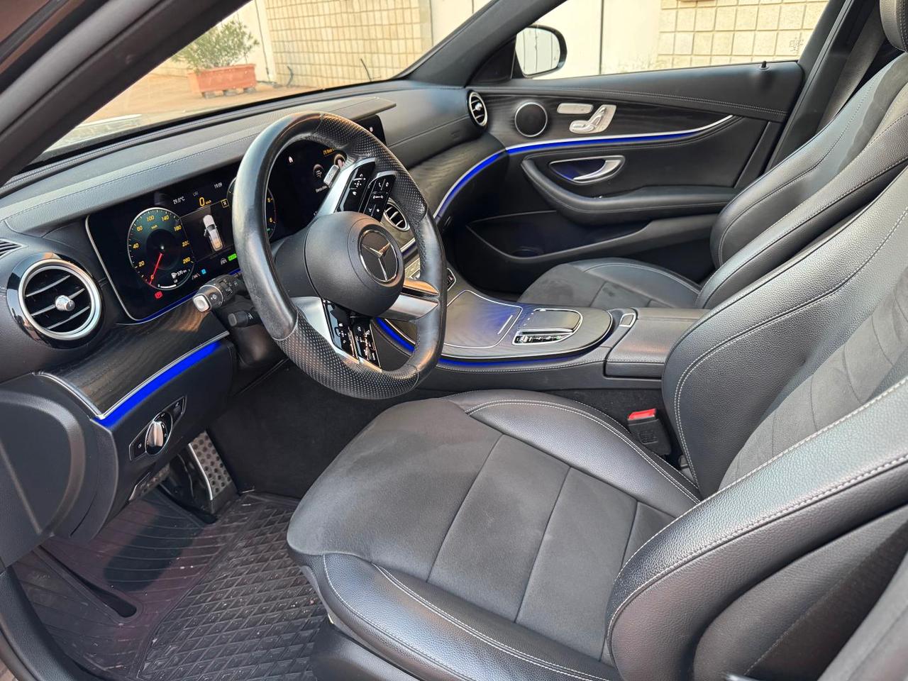 Mercedes-benz Classe E Station Wagon E SW 220 d mhev Premium AMG Line Night Edition 4matic auto