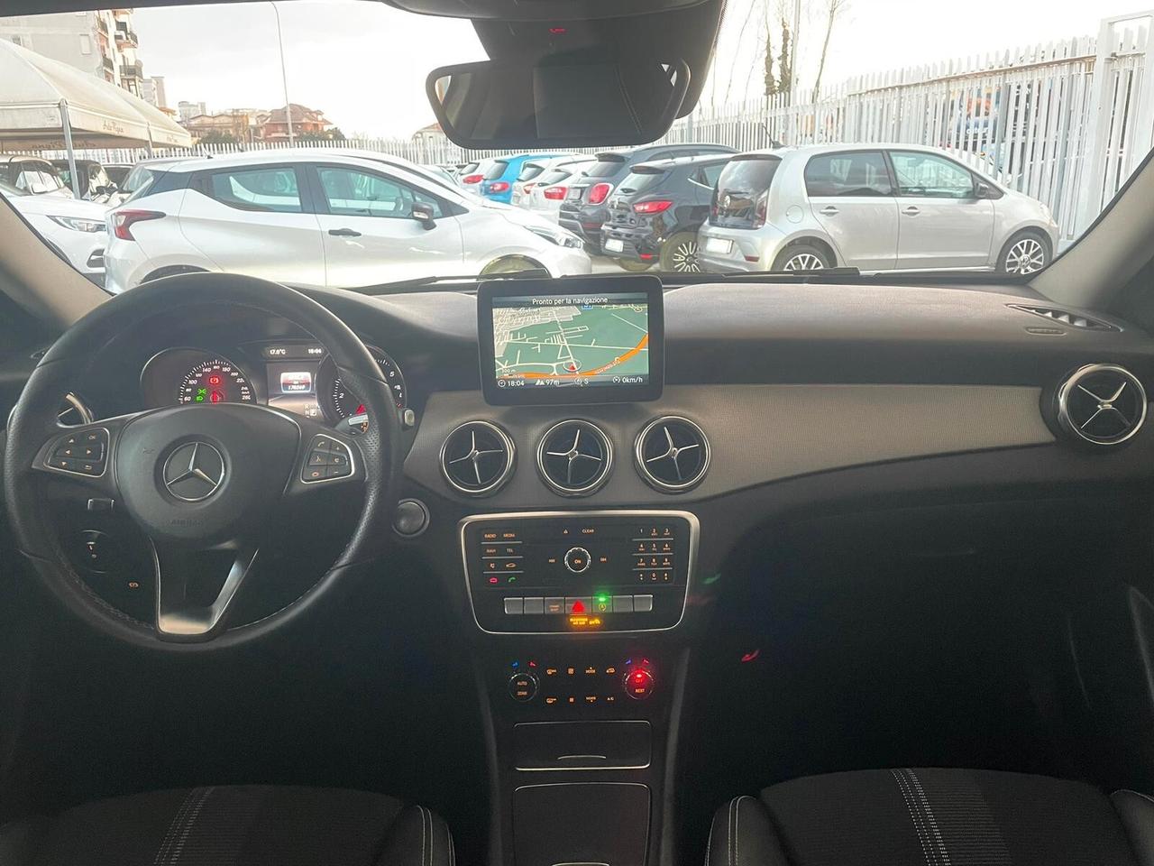 Mercedes-benz GLA 200 d Automatic Premium