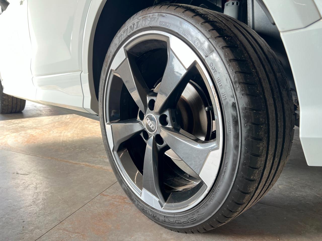 Audi Q2 35 TDI quattro S tronic line Edition