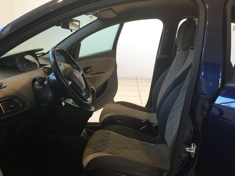 Lancia Ypsilon 1.2 69cv Gold