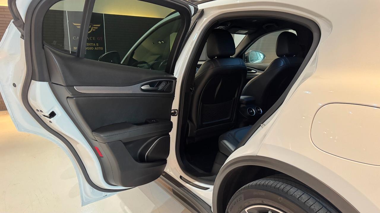 Alfa Romeo Stelvio 2.2 190 CV Q4 Sprint - 2020