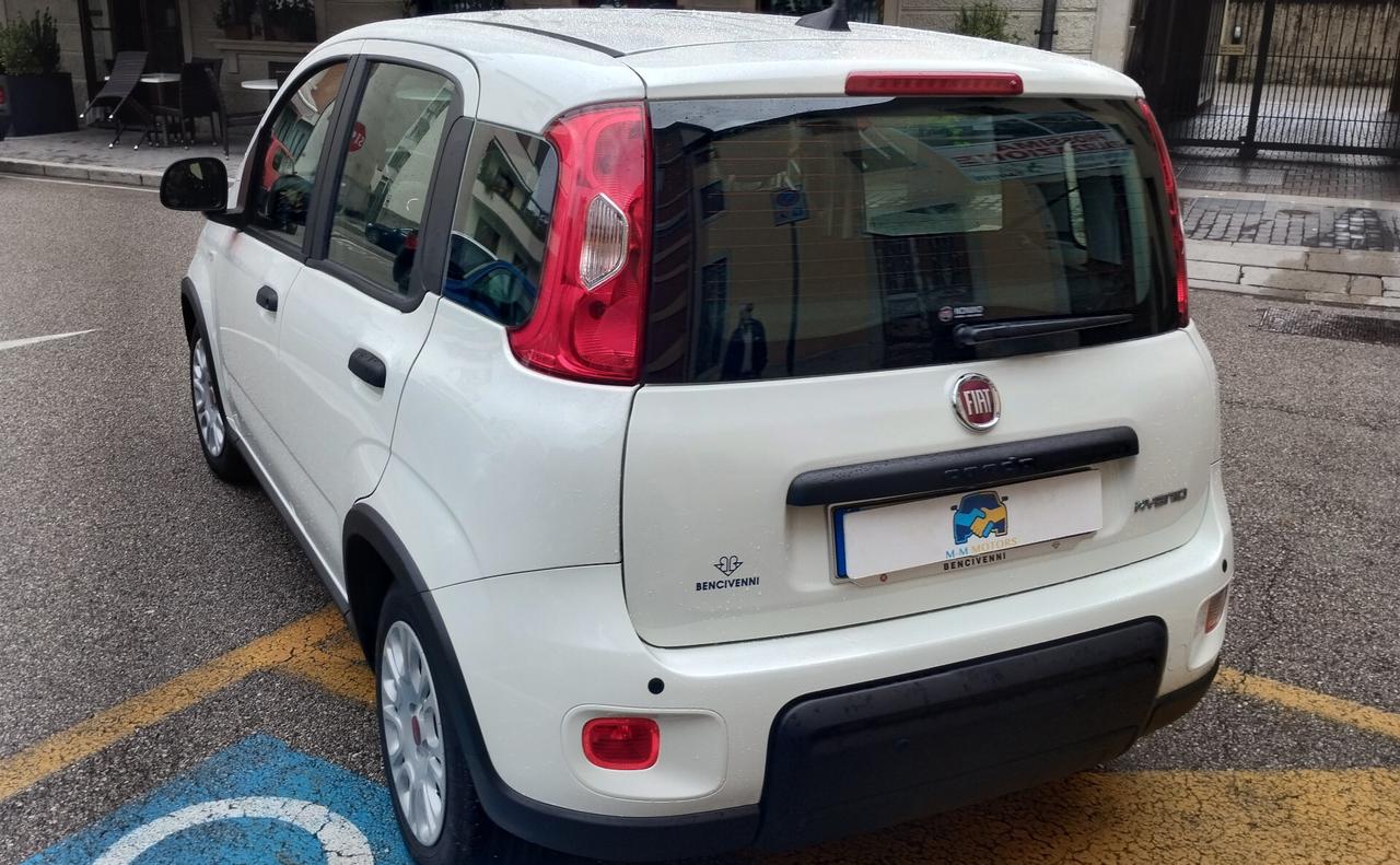 Fiat Panda 1.0 FireFly S&S Hybrid NEOPATENTATI