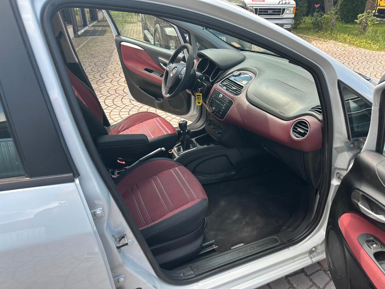FIAT PUNTO 1.2 EVO BENZINA IDONEA PER NEOPATENTATI BELLISSIMA UNIPROPRIETARIO PERMUTABILE
