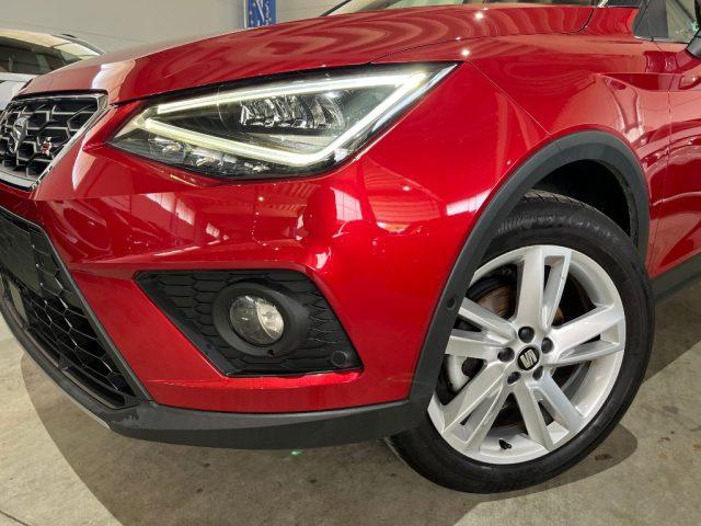 SEAT Arona 1.0 TGI FR FULL LED/NAVI/TELECAM/PARK/UNICO PROP.