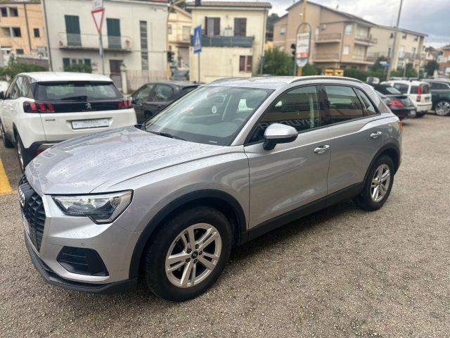 AUDI Q3 35 TFSI