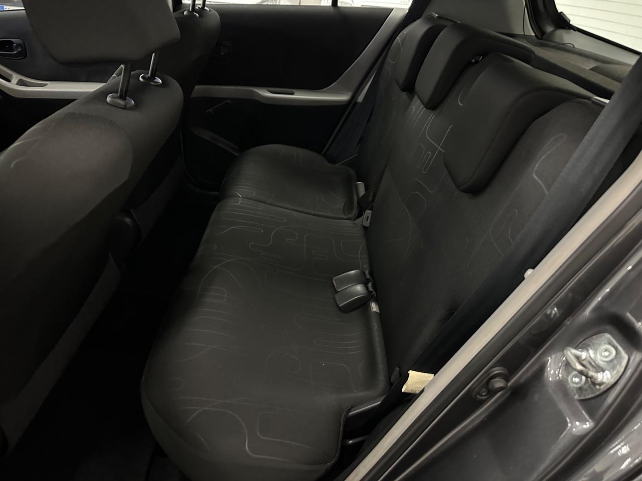 Toyota Yaris 1.0 Benzina 5 porte Ok Neopatentati