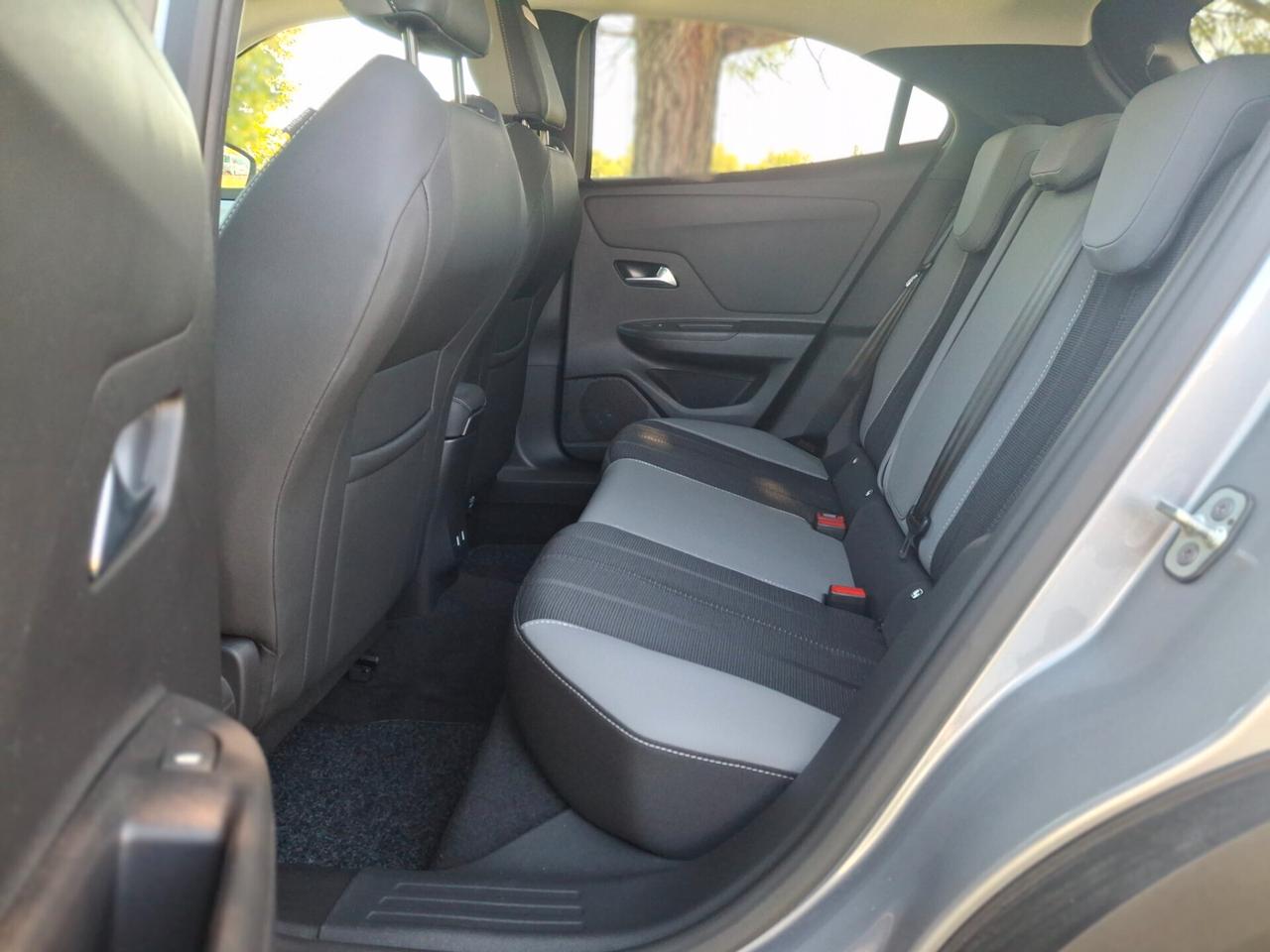 Opel Mokka 1.2 Turbo Elegance, KM 0