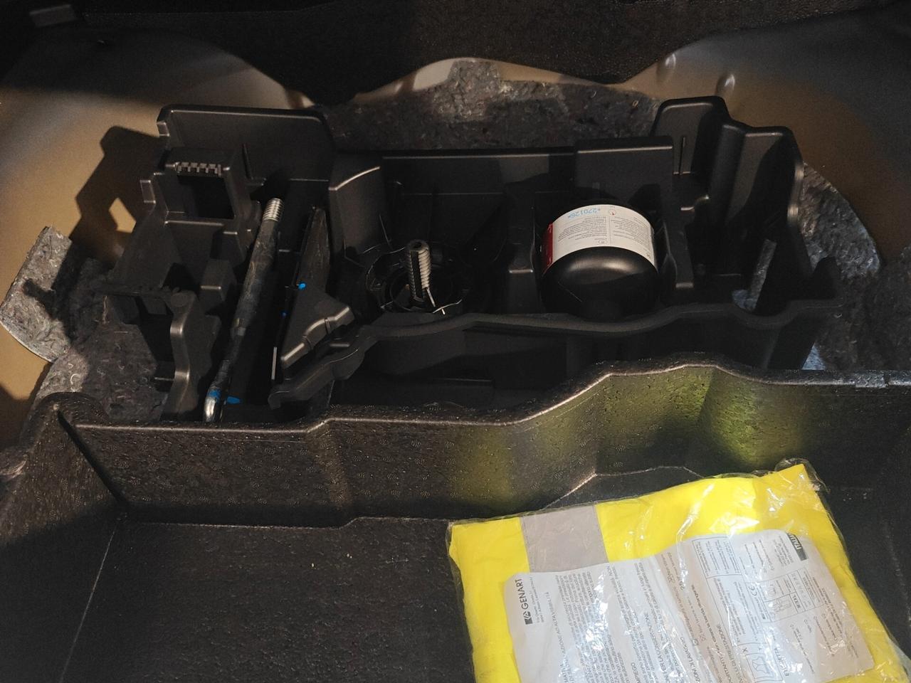 Peugeot 2008 BlueHDi 130cv S&S EAT8 Allure