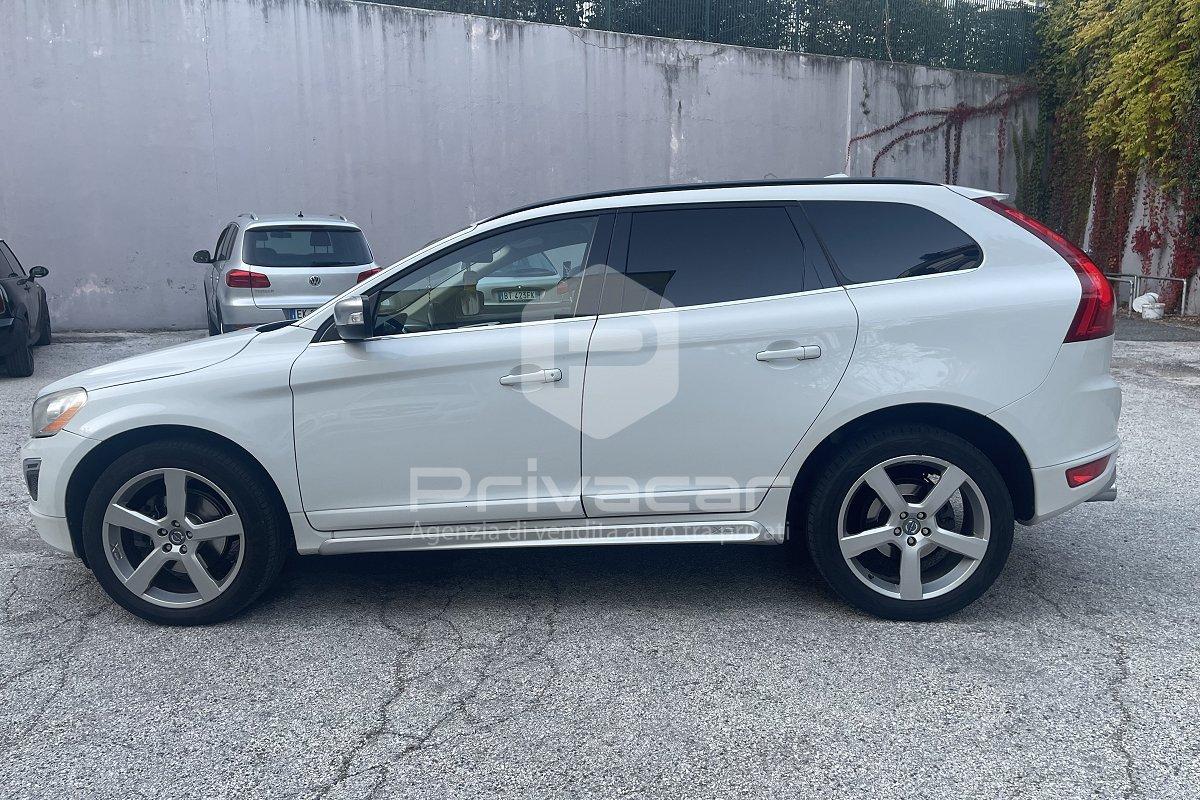 VOLVO XC60 D3 AWD Geartronic R-design