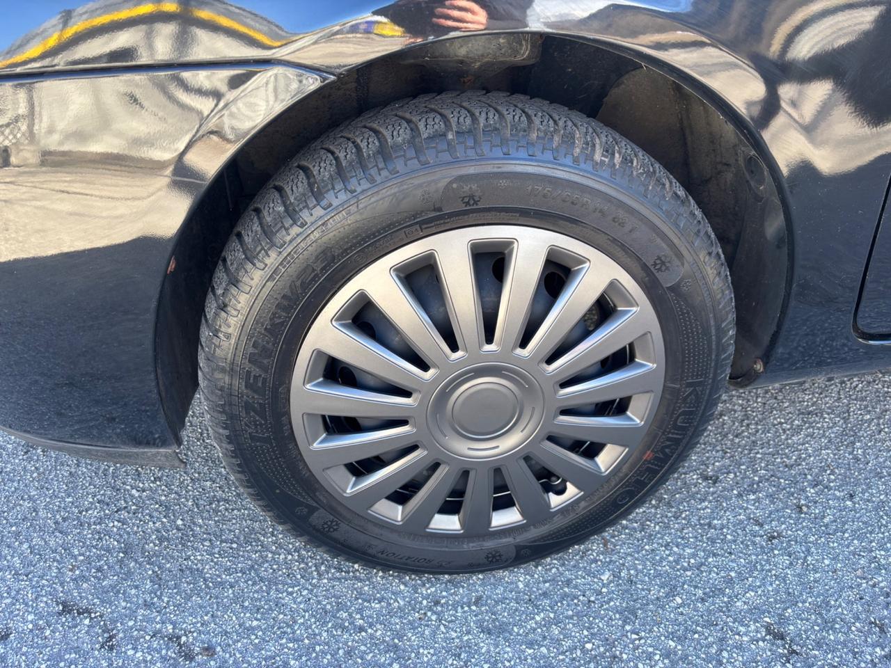 Renault Clio 1.4 16V 3p Luxe NEOPATENTATI