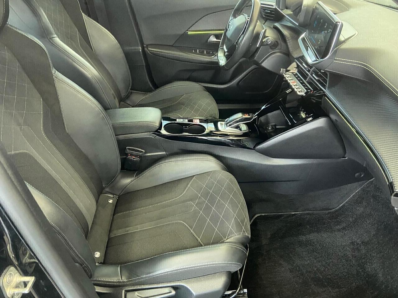 Peugeot 2008 BlueHDi 130 S&S EAT8 GT