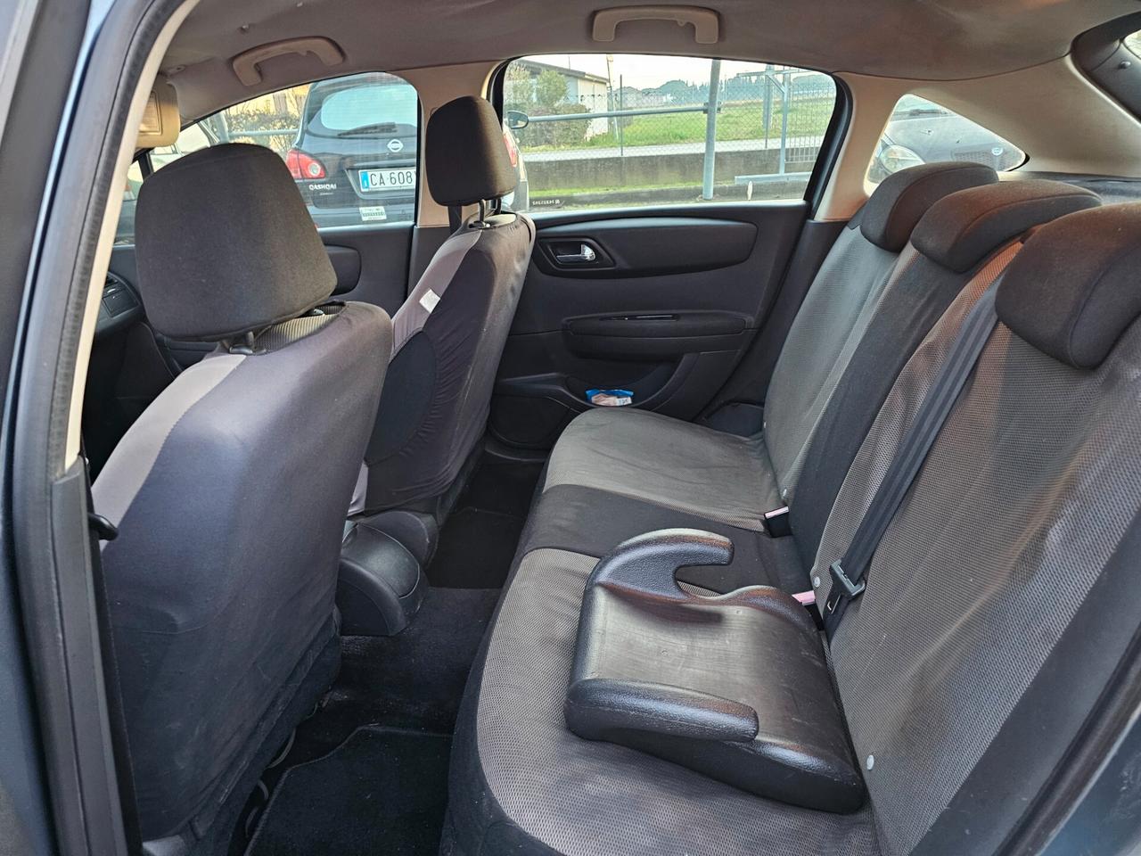 Citroen C4 1.4 Classique