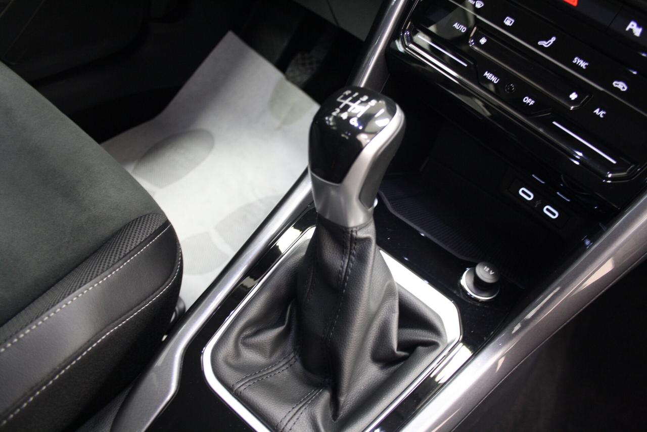 VOLKSWAGEN T-ROC 2.0 TDI 116CV BLACK *2023