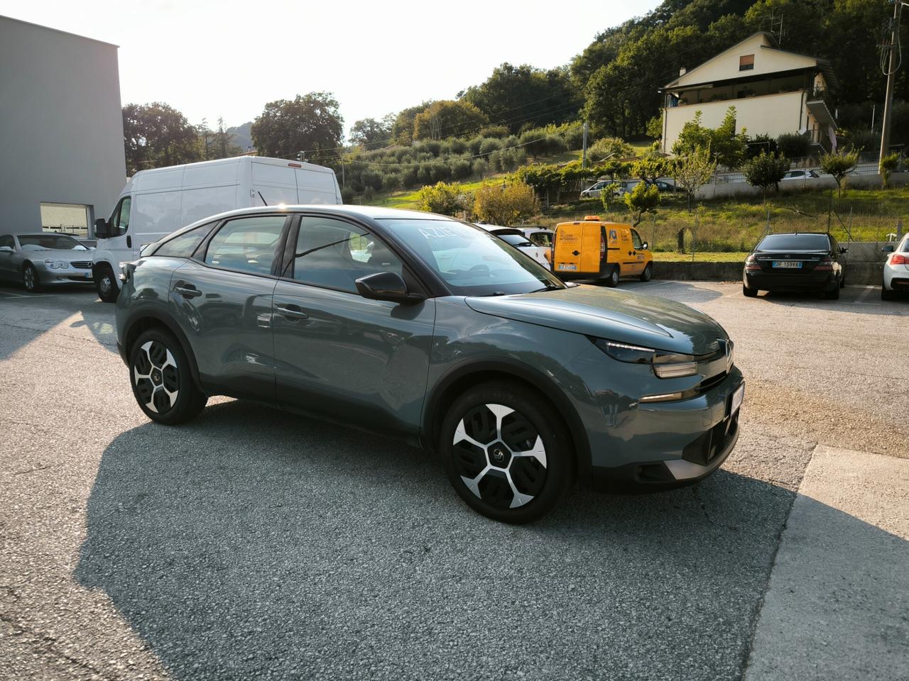 Citroen C4 Hybrid 136 e-DCS6 Plus