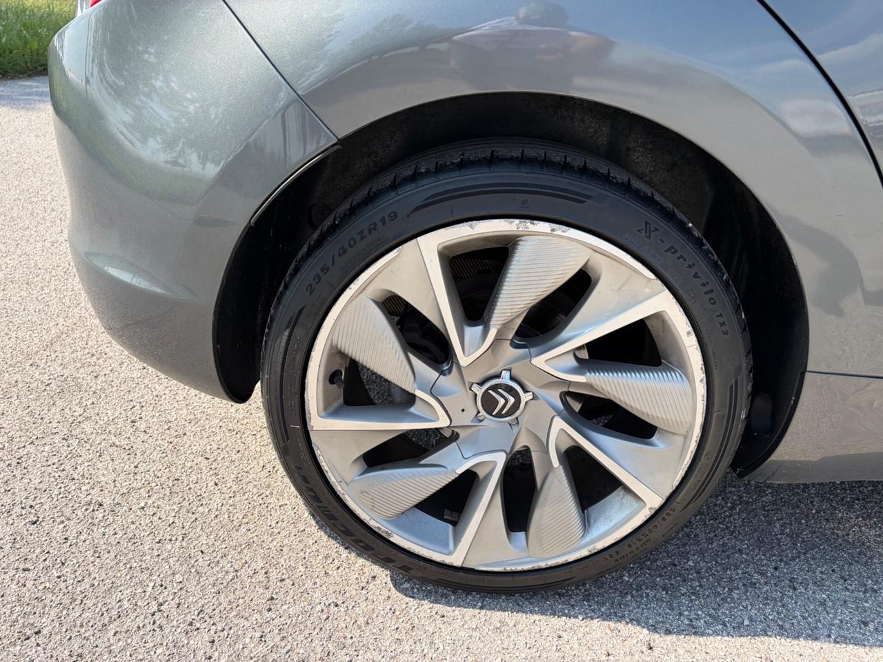 DS DS5 5 2.0 Diesel 2012 automatico full option