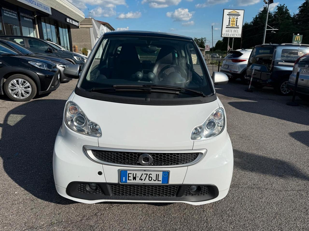 Smart ForTwo 1000 52 kW MHD coupé passion