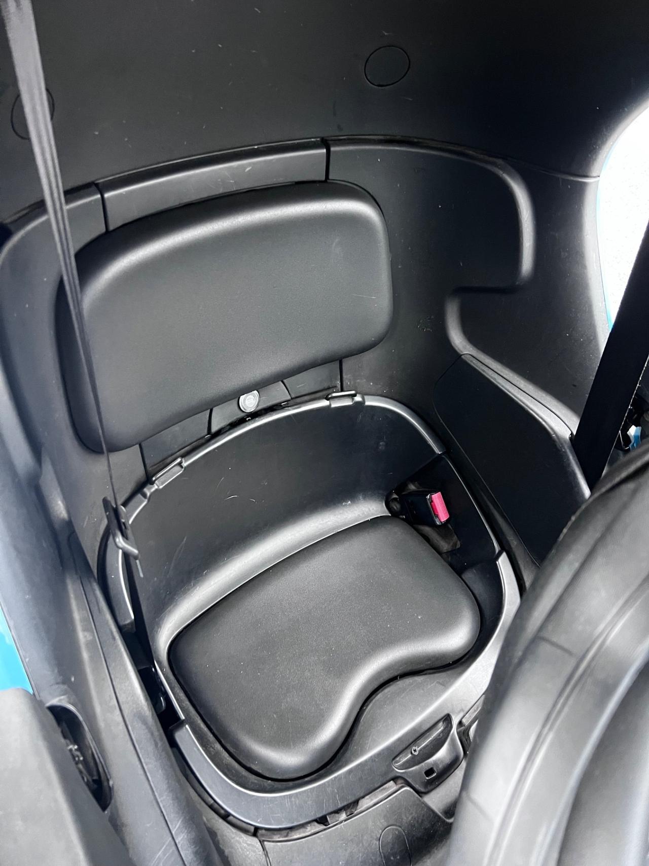 Renault Twizy 80 elettrica 125 cc