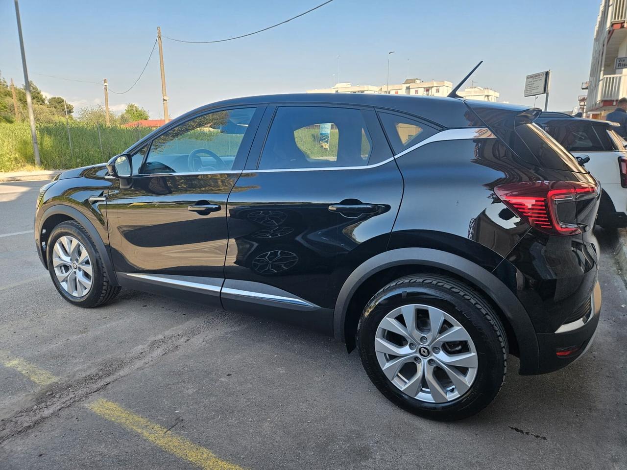 Renault Captur 1.6 E-Tech hybrid 2022
