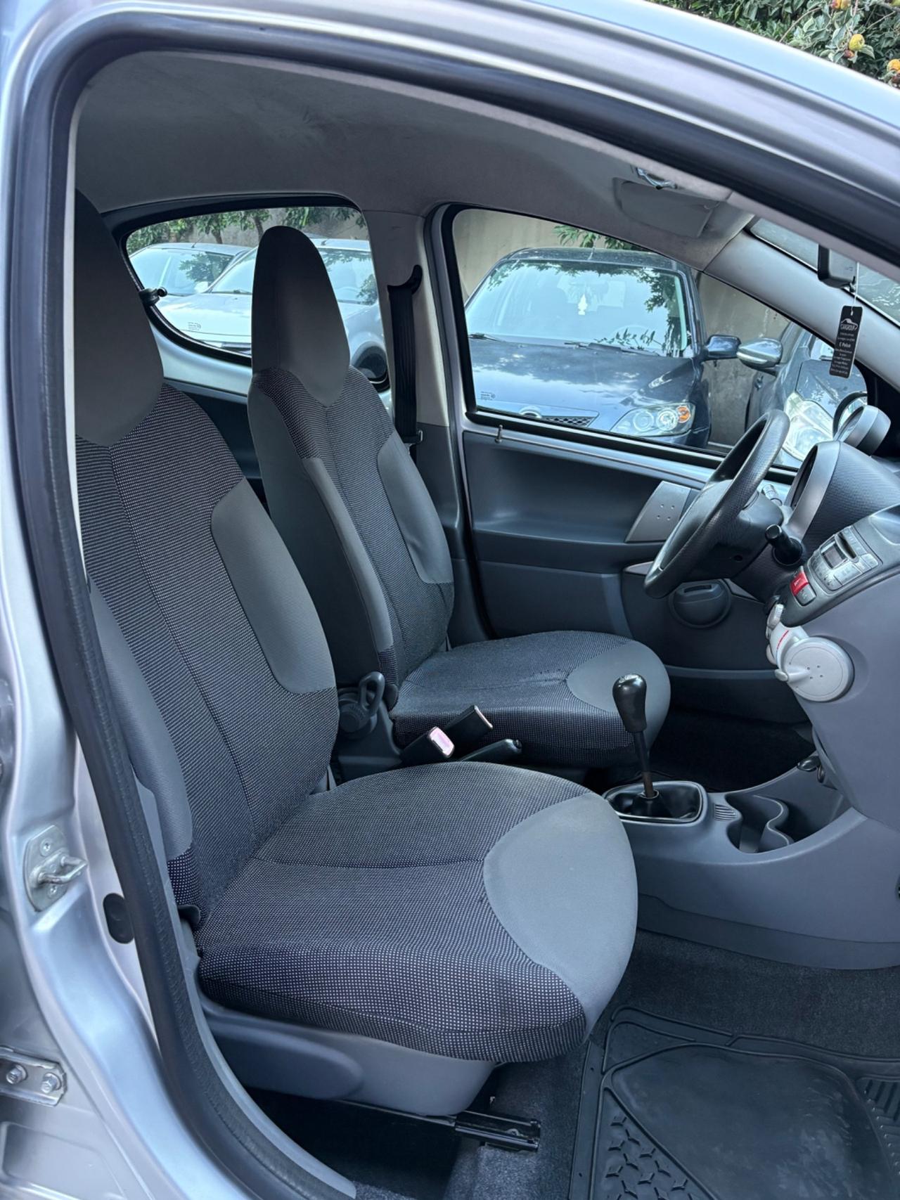 Peugeot 107 1.0 68CV 5p. buonissime condizioni