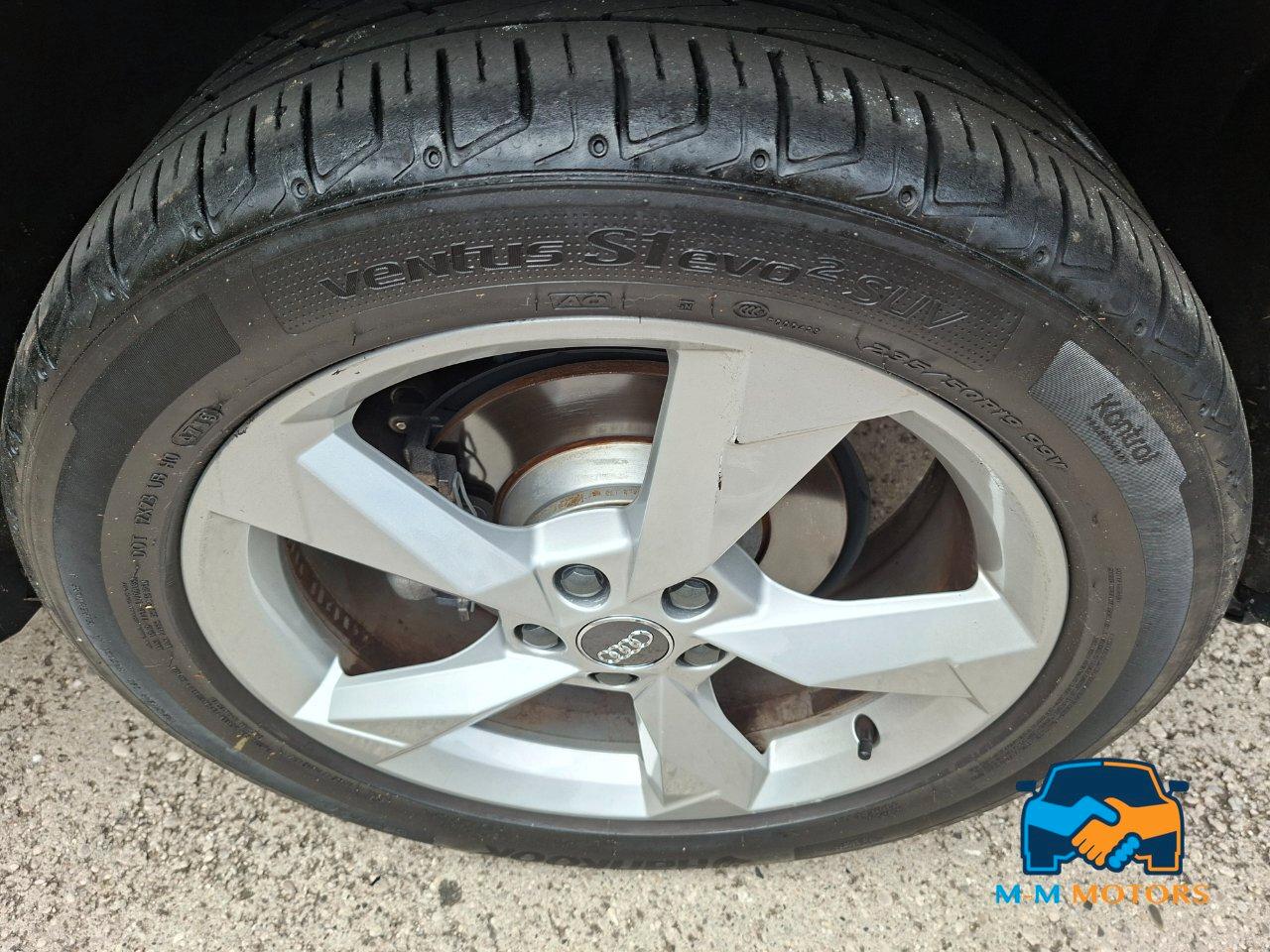 Audi Q3 40 2.0 tdi S line quattro 190cv unico proprietario