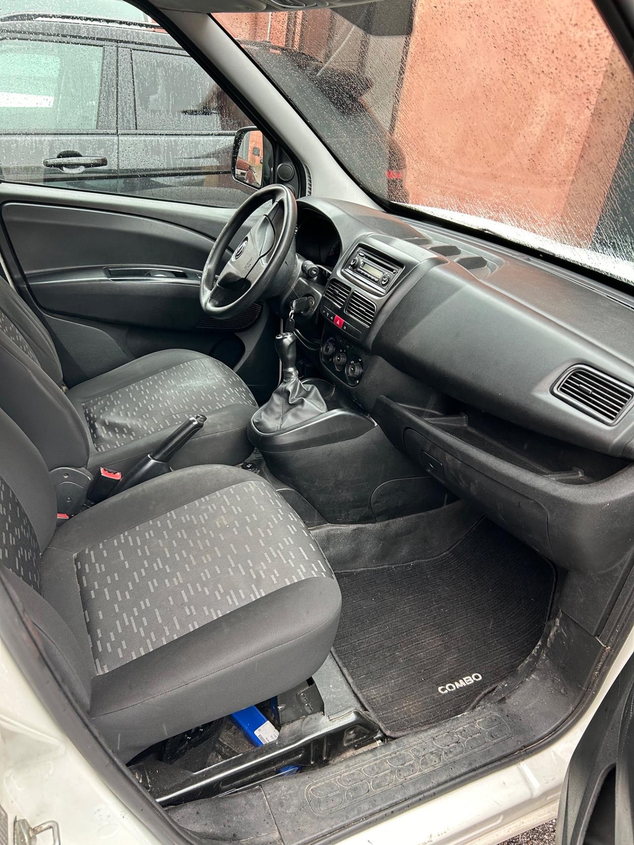 OPEL COMBO 2018 EURO 6B