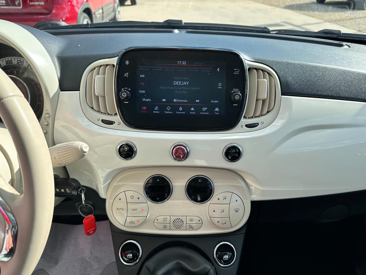 Fiat 500 1.0 Hybrid Dolcevita