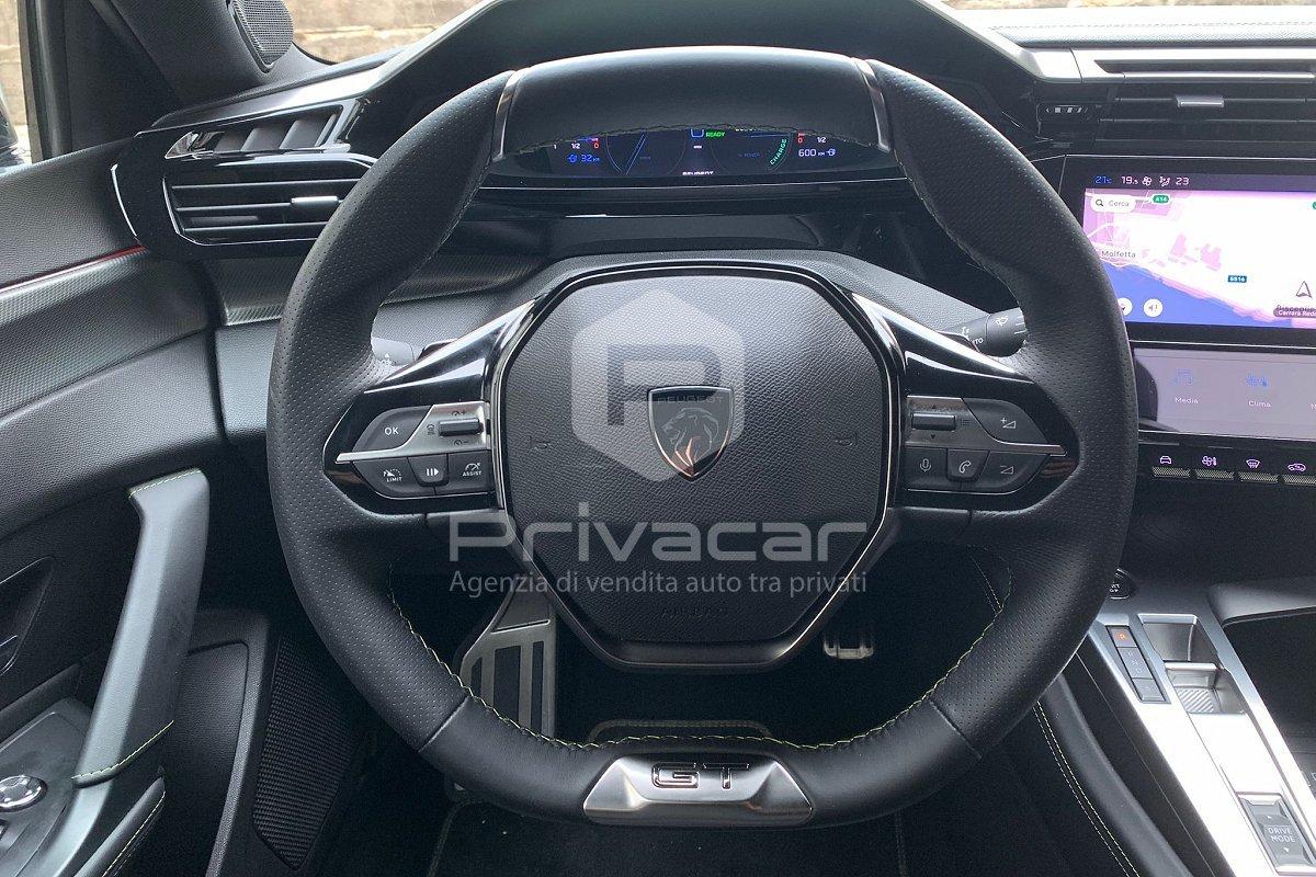PEUGEOT 408 Hybrid 225 e-EAT8 GT