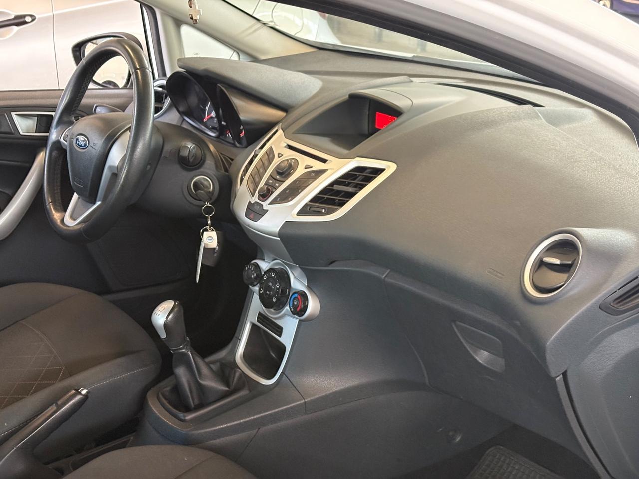 Ford Fiesta 1.2 82 CV 5 porte Titanium