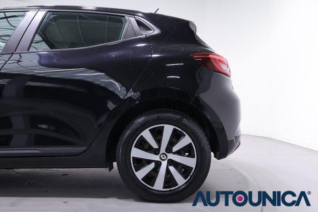 RENAULT Clio TCE 90 CV 5 PORTE EQUILIBRE NEOPATENTATI FARI LED