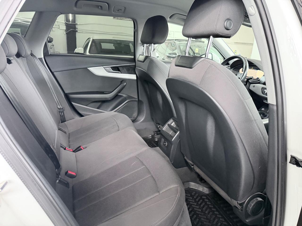 Audi A4 S-Line 2.0TDI 150CV SW 2020 EURO6