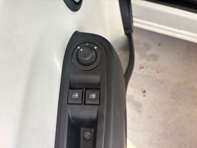 RENAULT Twingo SCe Zen OK NEOPATENTATI EURO 6 IN PRONTA CONSEGNA