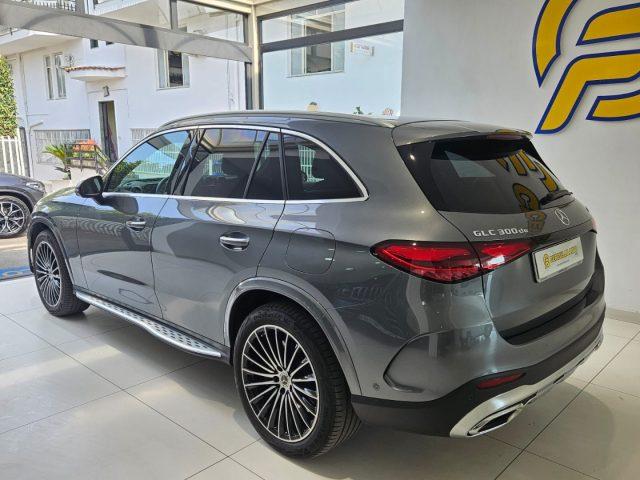 MERCEDES-BENZ GLC 300 de 4Matic Plug-in Hybrid AMG Premium Plus