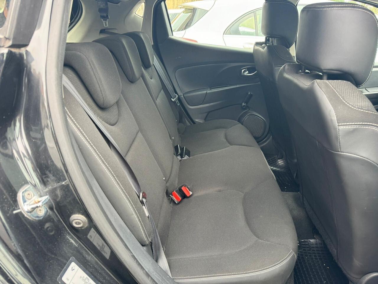 Renault Clio 1.2i GPL FULL NAVI EURO5