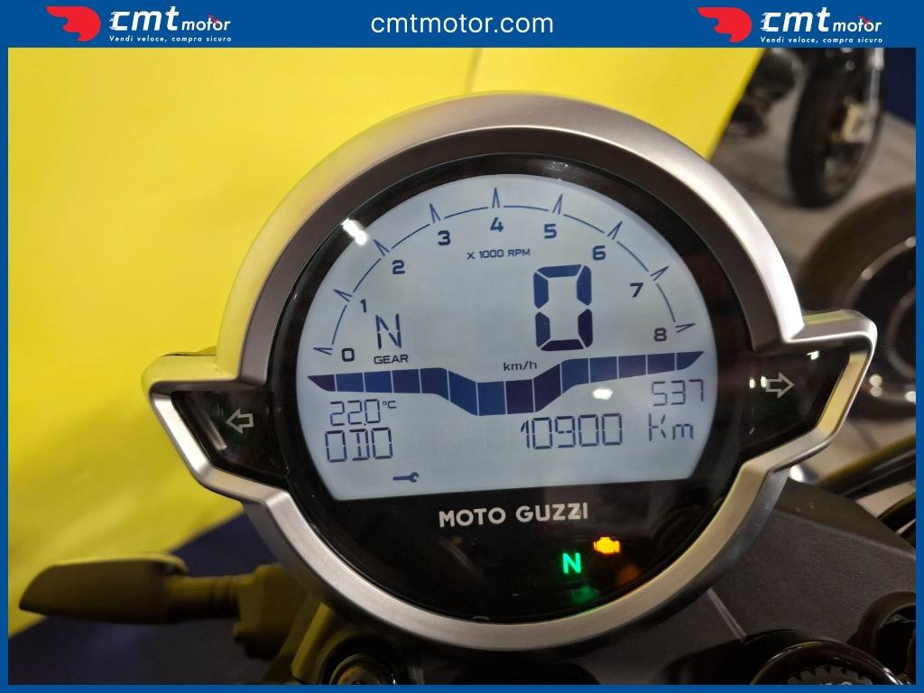 Moto Guzzi V7 - 2022