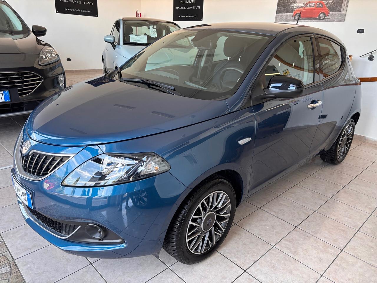 Lancia Ypsilon 1.0 FireFly 5 porte S&S Hybrid Gold Plus