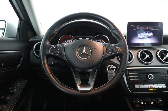 MERCEDES-BENZ CLA sse GLA GLA 200 Sport