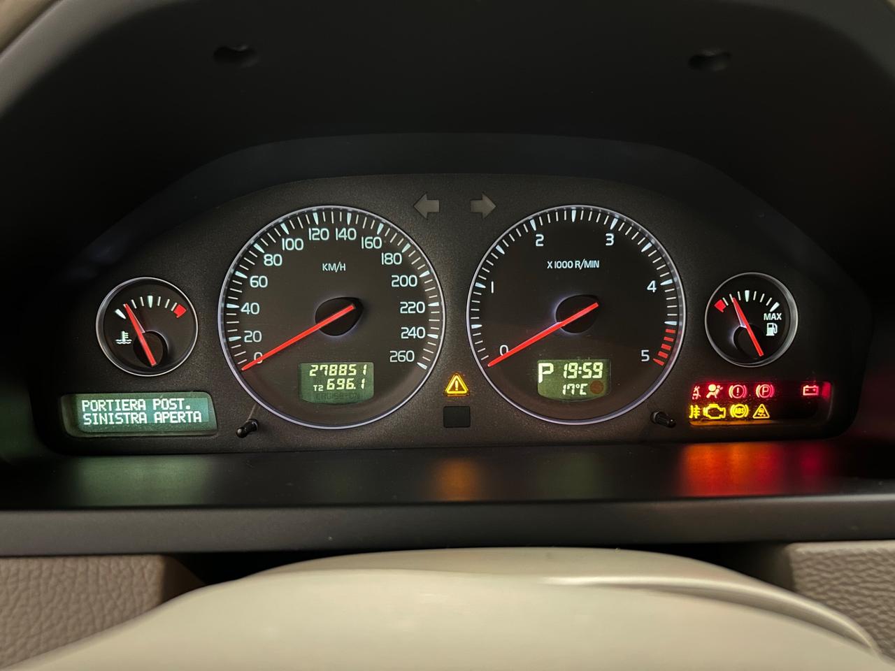 Volvo XC 90 XC90 2.4 D5 185 CV AWD