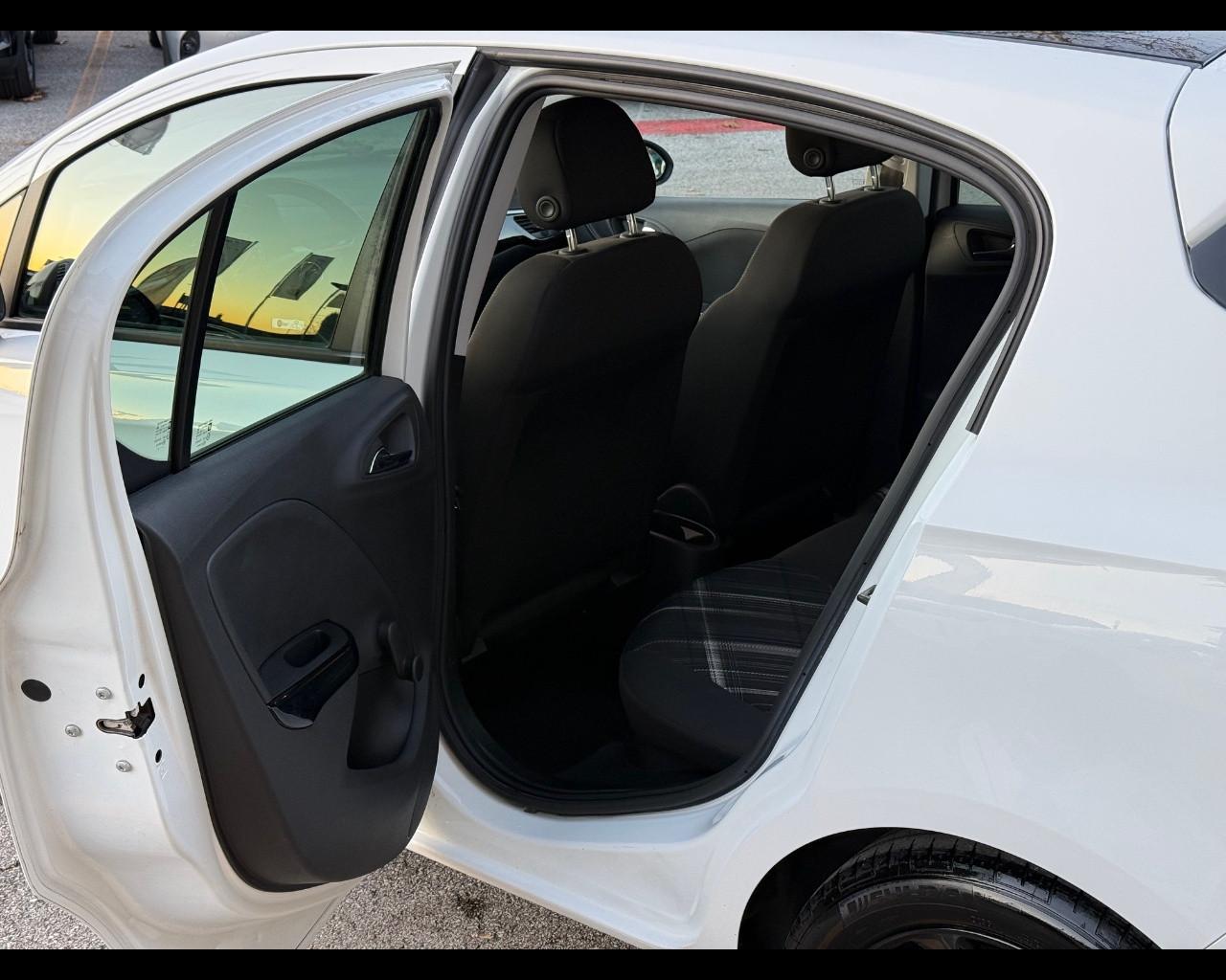 OPEL Corsa 5ª serie - Corsa 1.4 90CV 5 porte b-Color