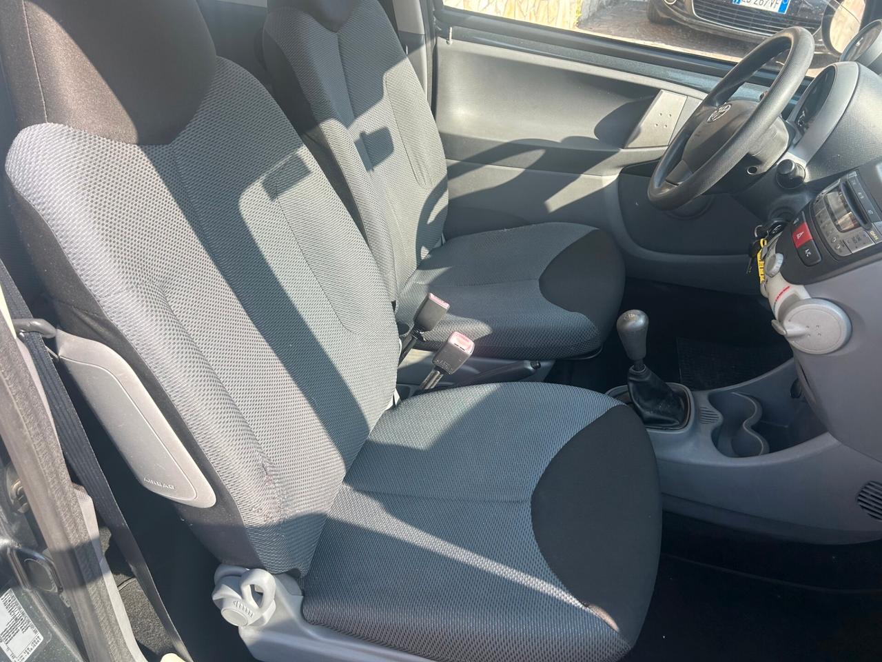 Toyota Aygo 1.0 12V VVT-i 3 porte Sol
