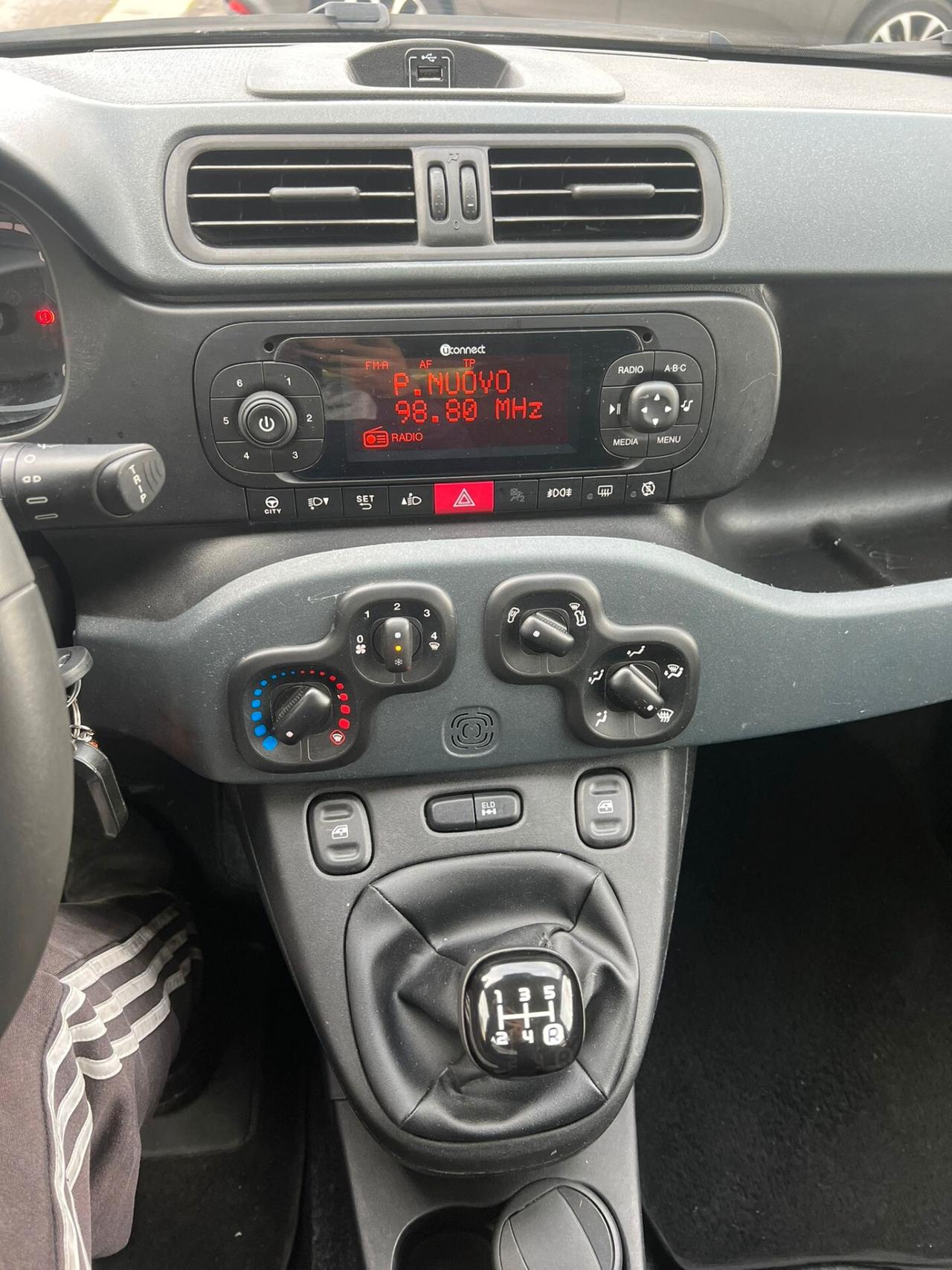 Fiat Panda 1.3 MJT 4x4 TREKKING UCONNECT LEGA BT