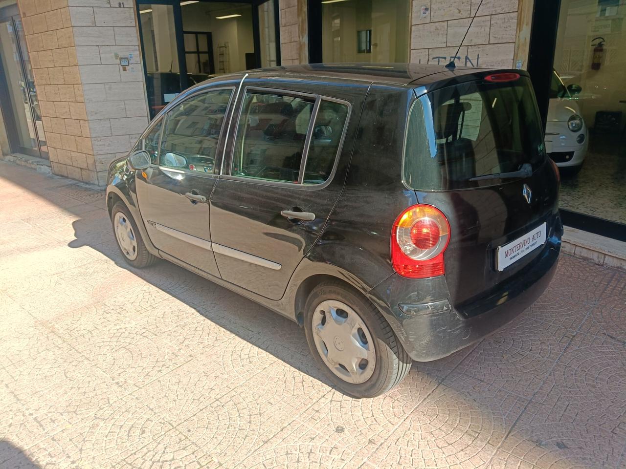 RENAULT MODUS 1.5 Diesel-"VISTA E PIACIUTA"-Euro890