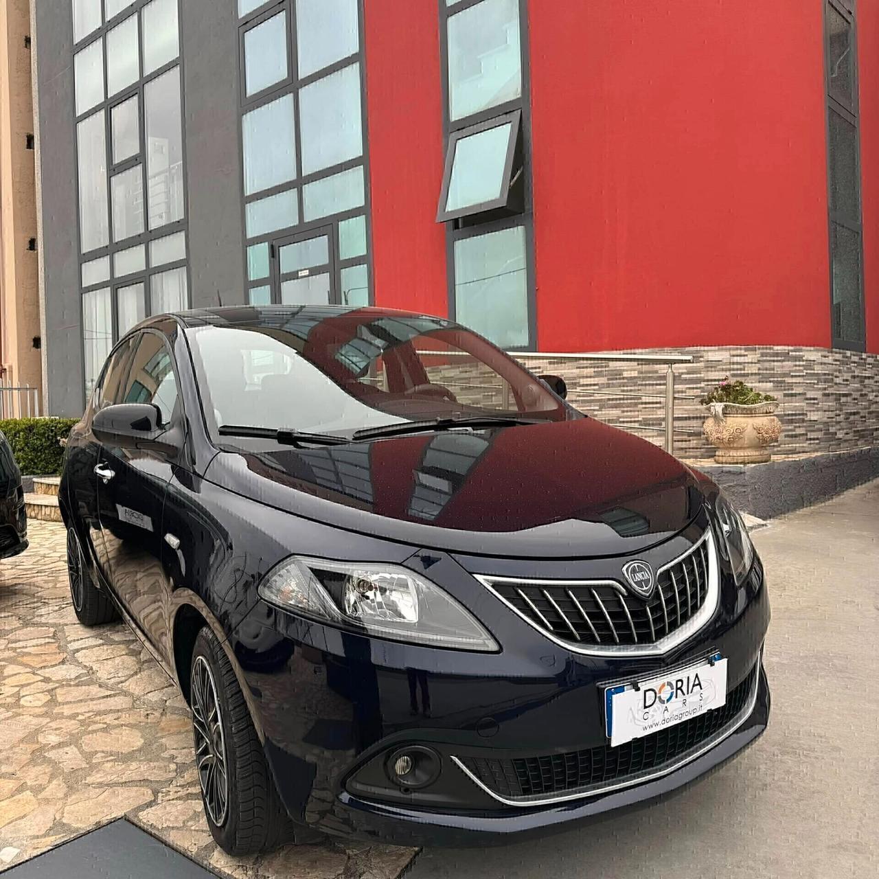 Lancia Ypsilon 1.0 FireFly 5 porte S&S Hybrid Ecochic Gold