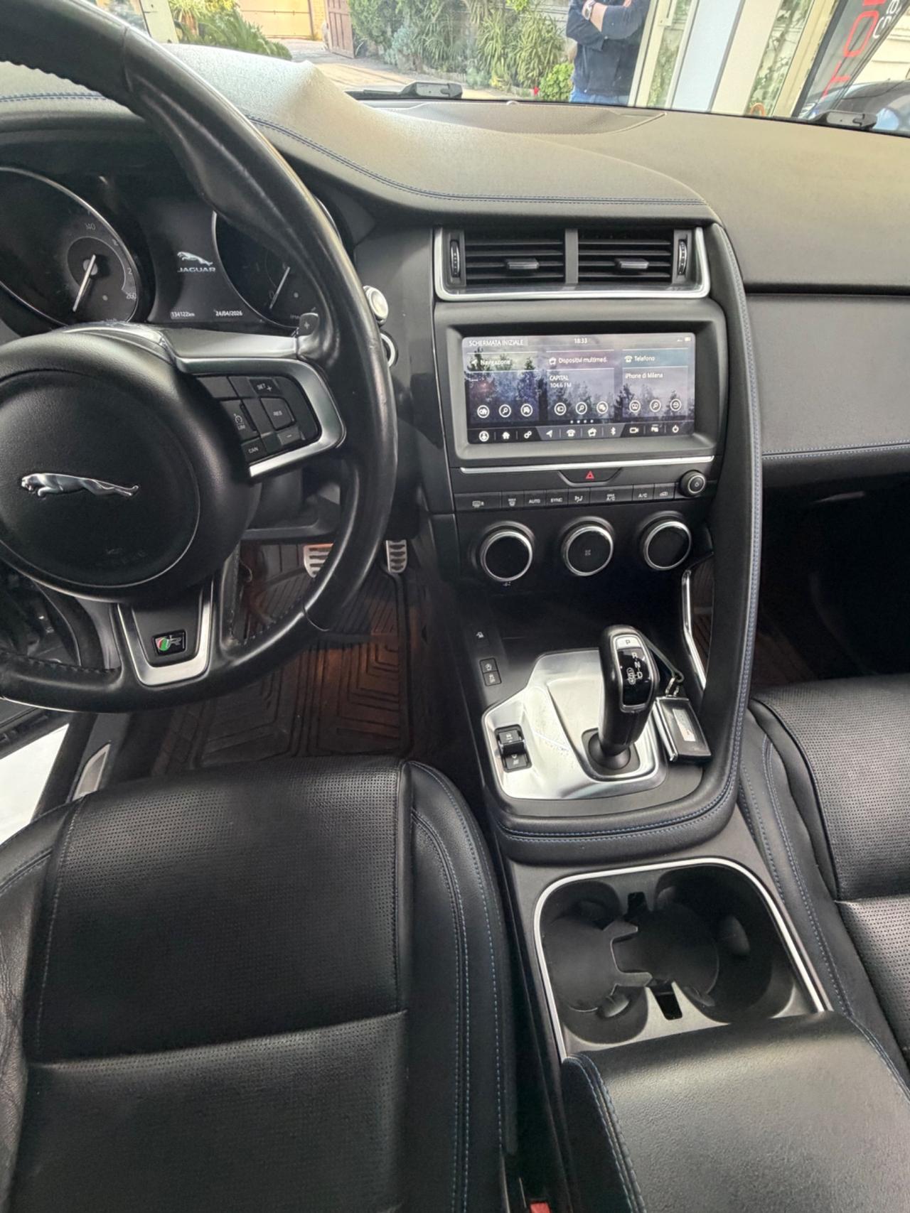 Jaguar E-Pace 2.0D 180 CV AWD aut. R-Dynamic HSE