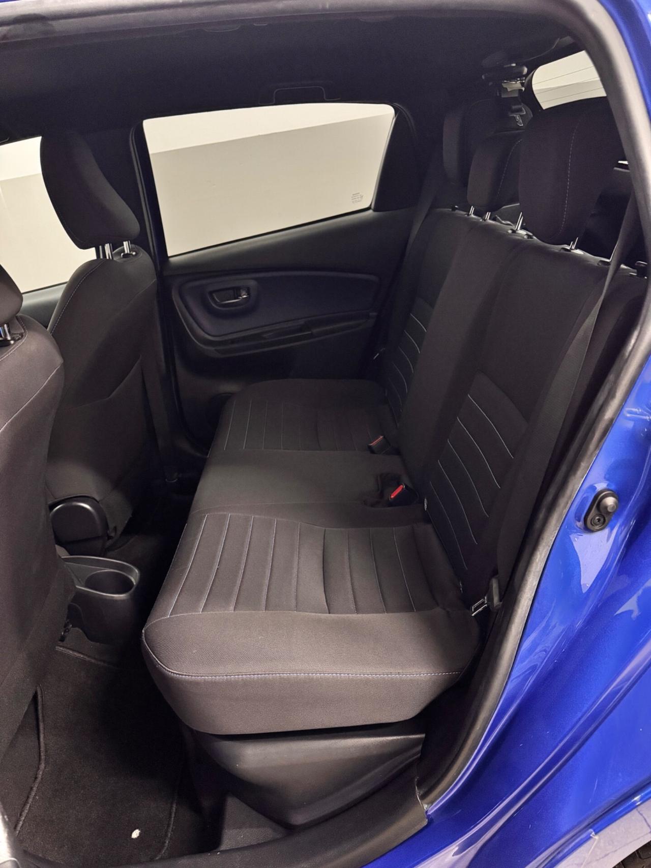 Toyota Yaris 1.5 Hybrid 73 Cv 5P. 22.000 KM - 2017