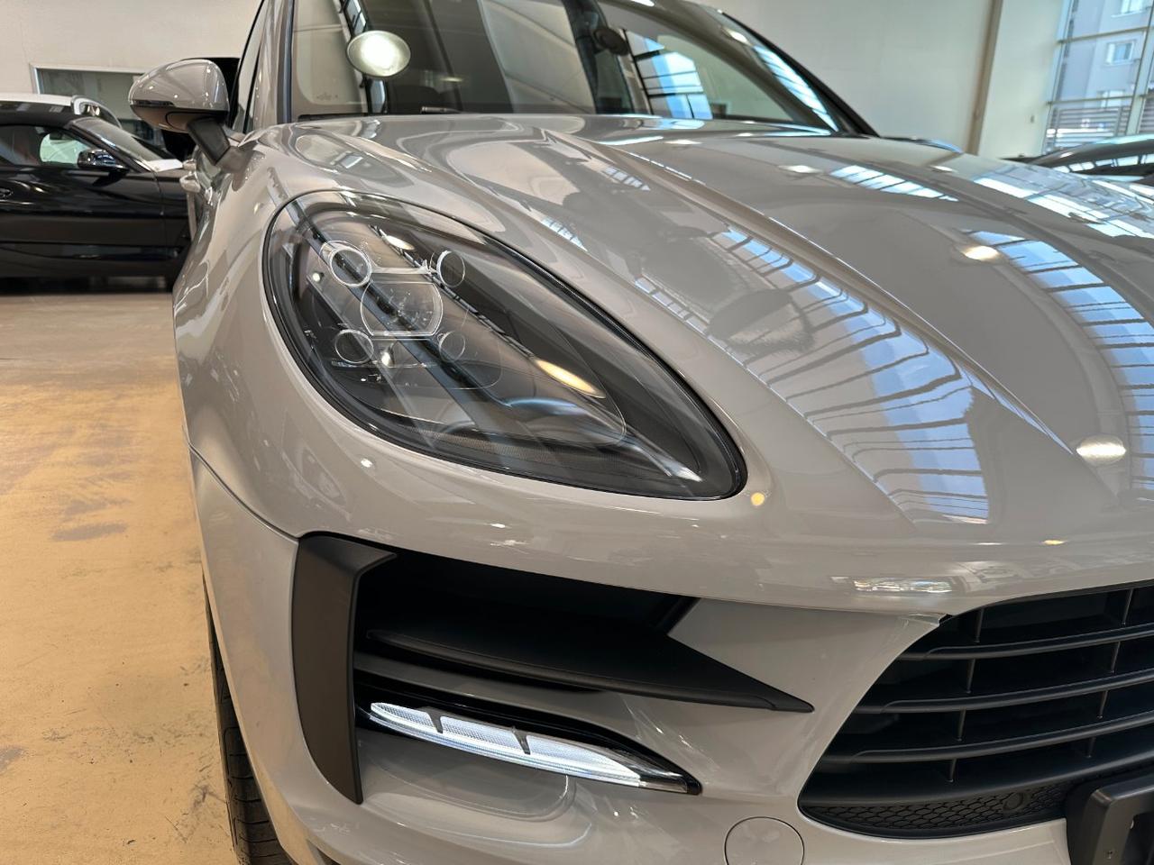 Porsche Macan 2.0 245cv PDK-GESSO-20"-Tetto - Camera - Scarichi