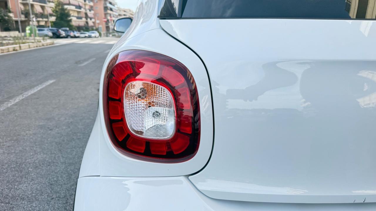 Smart ForFour 90 0.9 Turbo twinamic Passion CABRIO LED NAVI KAMERA CERCHI 16 PDC BLUETOOTH PACK SPORT