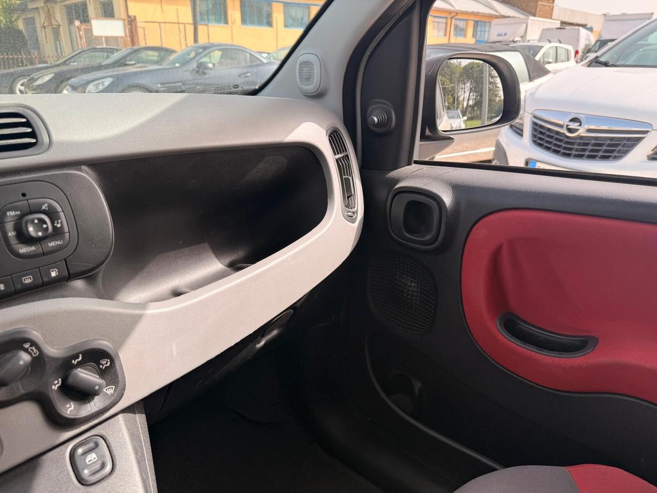 Fiat Panda 0.9 TwinAir Turbo Natural Power Lounge