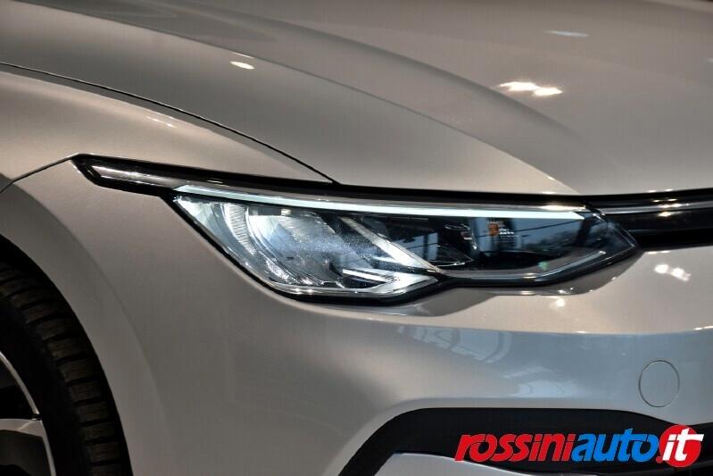 VOLKSWAGEN GOLF 8 2.0 TDI 116 CV LIFE + R17 VENTURA LOUNGE PACK